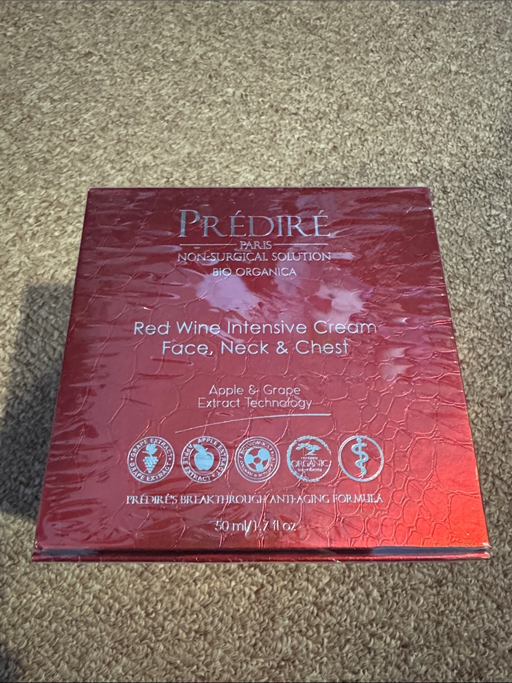 Prédiré Red Wine Intensive Cream for Face, Neck & Chest - Red